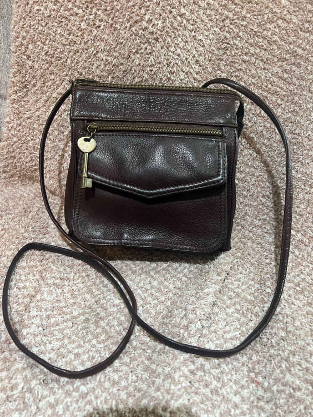 Vintage Fossil Dark Brown Leather Crossbody with Key Charm #75082